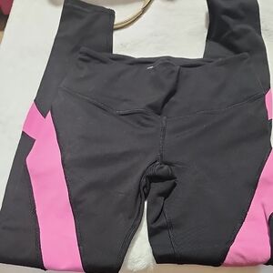 Victoria's Secret Black and Pink Sport Leggings
